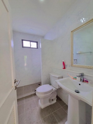 [ให้เช่า] FOR RENT PERFECT PLACE CHAENGWATTANA 2 / 4 bedrooms 3 bathrooms / 50 Sqw. 160 Sqm. **30,000** JUST 5 MIN FROM SISB SCHOOL NONTHABURI