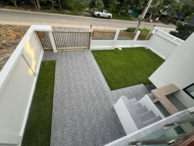 ขายถูกมาก!! บ้านเดี่ยวสร้างใหม่ ทำเลทอง อ.บ้านค่าย จ.ระยอง ใกล้เซ็นทรัลระยอง  และนิคมหลายแห่ง