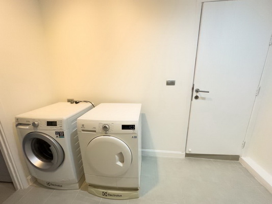 [ให้เช่า] FOR RENT PERFECT PLACE SUKHUMVIT 77 – SUVARNABHUMI / 4 bedrooms 3 bathrooms / 50 Sqw. 165 Sqm. **40,000** CLOSE TO ROBINSON LADKRABANG