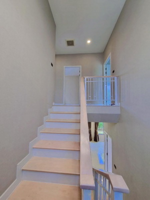 [ให้เช่า] FOR RENT PERFECT PLACE CHAENGWATTANA 2 / 4 bedrooms 3 bathrooms / 50 Sqw. 160 Sqm. **30,000** JUST 5 MIN FROM SISB SCHOOL NONTHABURI