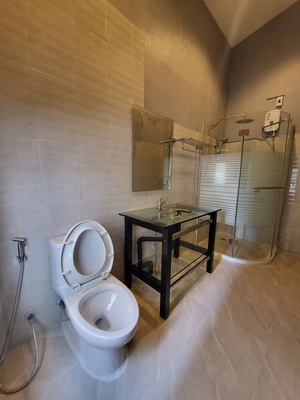 [ให้เช่า] FOR RENT DETACHED HOUSE RATCHADA – SUTTHISAN / 3 bedrooms 2 bathrooms / 30 Sqw. 220 Sqm. **62,000** CLOSE TO MRT SUTTHISAN