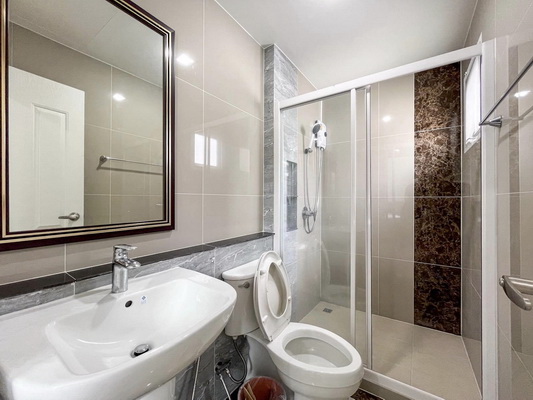 [ให้เช่า] FOR RENT GOLDEN NEO SATHORN / 3 bedrooms 3 bathrooms / 42 Sqw. 165 Sqm. **65,000** JUST 10 MIN FROM BTS WUTTAKAT