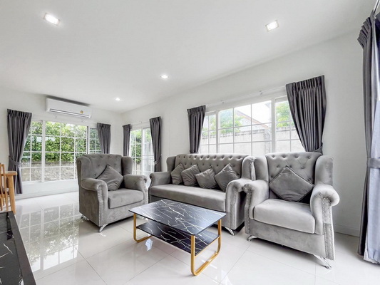 [ให้เช่า] FOR RENT GOLDEN NEO SATHORN / 3 bedrooms 3 bathrooms / 42 Sqw. 165 Sqm. **65,000** JUST 10 MIN FROM BTS WUTTAKAT