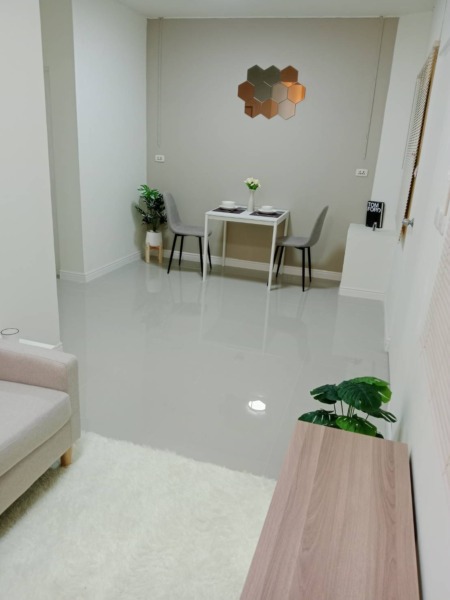 ขายห้องเอื้ออาทรท่าตำหนัก ชั้น 3  ราคา 639,000 บาท