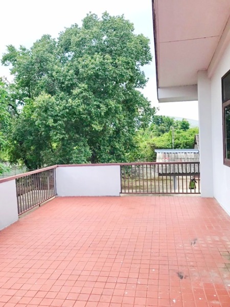 ปตท นครสวรรค์ เขาเขียว มหิดล ทำรีสอร์ทได้ บ้าน 2หลัง ให้เช่า 5นอน 404ตรม. เพิ่มสระว่ายน้ำได้ บนที่ดิน 2ไร่ อากาศดีมาก 3น