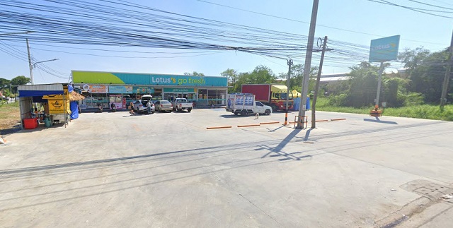 ขายที่ดิน พร้อมบ้านไม้ 201ตร.วา.ถูกกว่าประเมินกรมธนารักษ์ MRTบางชัน 1.6 กม. 841ตร.ม. MRT เศรษฐบุตรบำเพ็ญ . ถ.เจริญพัฒนา