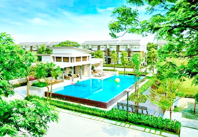 APLลาดกระบัง 1.4กม. ทาวน์โฮม 3 ชั้น 21ตร.วา.ถ.อ่อนนุช-ลาดกระบัง โรบินสัน ลาดกระบัง 1กม.241ตร.ม.สภาพดี เฟอร์ครบ 3 นอน 3 น