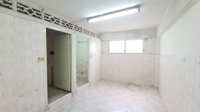 พัฒนาการ8-19 MRT รามคำแหง 12 1.6 กม.เช่าทาวน์เฮาส์ 3.5 ชั้น 20 ตร.วา.260 ตร.ม.ม.เกษมบัณฑิต 2.3 กม.3 นอน 2 น้ำ เดอะมอลล์