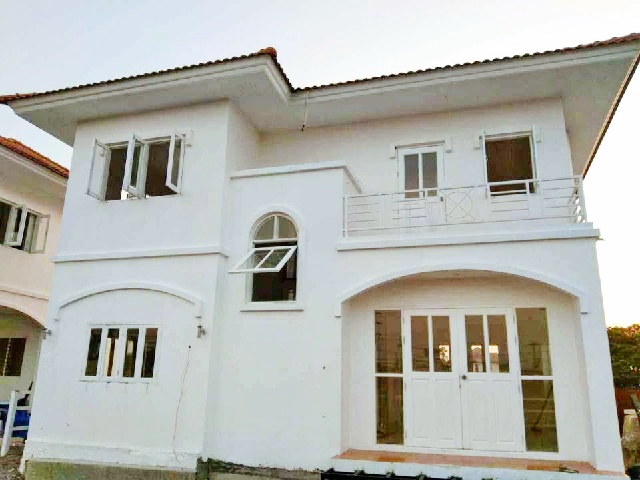 ให้เช่าคฤหาสน์ 4นอน บ้านเดี่ยว 2 ชั้น 76ตร.วา.กาญจนาภิเษก 5.44 กม. ถ.บางขุนเทียน เซนทรัล พระราม2 10กม.