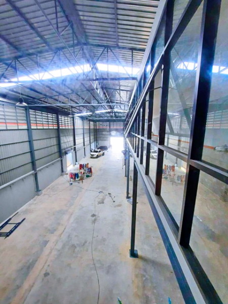 พร้อมออฟฟิศ 270ตร.วา.MRT วัชรพล 2.2กม.ให้เช่าโกดัง 2 ชั้น 1300ตร.ม.ม.นอร์ทกรุงเทพ 4.1 กม. 3นอน 3 น้ำ เพลินนารีมอลล์ 1.3