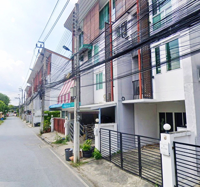 ให้เช่า ทาวน์โฮมหลังมุม 3.5 ชั้น เมืองทองธานี 4นอน เซ็นทรัล แจ้งวัฒนะ 700ม. 352 ตร.ม. MRTแจ้งวัฒนะปากเกร็ด 28 800 ม.