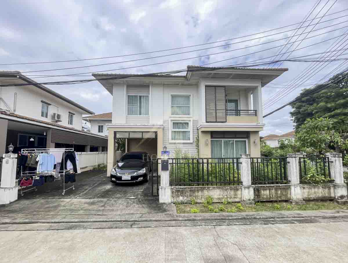 บ้านเดี่ยว 2 ชั้น หมู่บ้าน พฤกษา วิลเลจ 22 ปิ่นเกล้า – สิรินธร หลังมุม