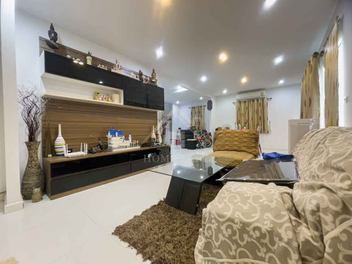 บ้านเดี่ยว 2 ชั้น หมู่บ้าน พฤกษา วิลเลจ 22 ปิ่นเกล้า – สิรินธร หลังมุม