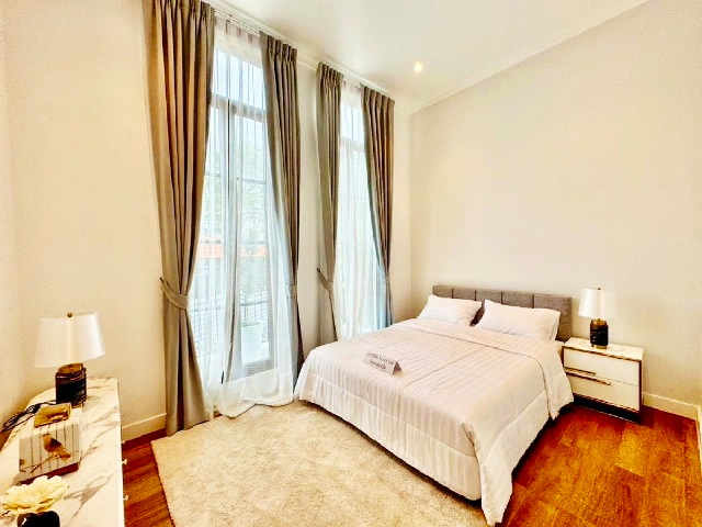 BTS พระโขนง 400 ม. Pool Villa สุขุมวิท 63-69 ให้เช่าคฤหาสน์หรู 3ชั้น 62ตร.วา.412ตร.ม.พร้อมเฟอร์ แอร์ ซ.สุขุมวิท 65-69 5