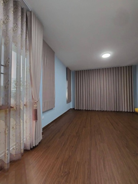 ขายบ้านเดี่ยว  2 ชั้น ม.บ้านธีราคร ริมถนนพุทธมณฑลสาย2  เขตบางแค สร้างใหม่พร้อมอาศัย ใกล้ ถ.เพชรเกษม