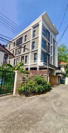 Apartment ขายห้องพักให้เช่ารายเดือน (Apartment) 4 ชั้น 15 ห้อง (43 ตร.ว.) ถ.ประชาอุทิศ (MRT ห้วยขวาง), 19.9 ล้านบาท 1990