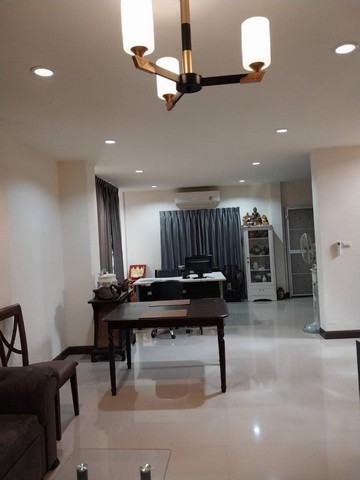 ให้เช่าบ้านเดี่ยว 2 ชั้น70ตรว. อยู่ถนนหทัยราษฎร์ สายไหม