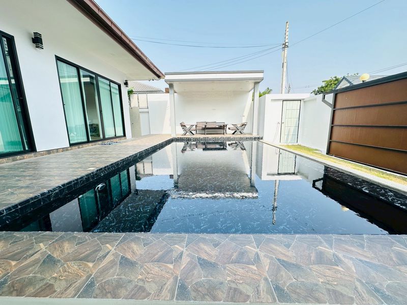 บ้านสวยตกแต่งพร้อมอยู่ บ้านเดี่ยวพร้อมสระว่ายน้ำส่วนตัว โป่งมาบประชัน