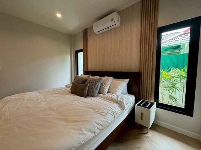 บ้านเดี่ยวชั้นเดียว ตกแต่งสไตล์โมเดิร์น พร้อมเฟอร์นิเจอร์บิ้วอินท์