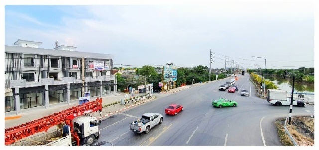 เช่าอาคารพาณิชย์ 4.5 ชั้น พิพิธภัณฑ์วิทยาศาสตร์แห่งชาติ คลองห้า ม.เทคโนโลยีราชมงคลธัญบุรี 4.5 กม. มีดาดฟ้า 20 ตร.วา.336.