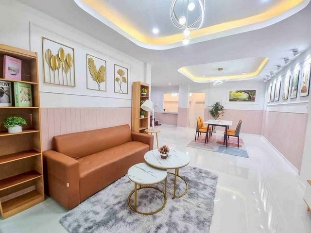 บ้านใจกลางเมืองชลบุรี เนื้อที่ 20 ตร.ว. – ขนาด 3 ห้องนอน 2 ห้องน้ำ จัดหาสินเชื่อดอกเบี้ยถูก วงเงินกู้ สูง 95-100%