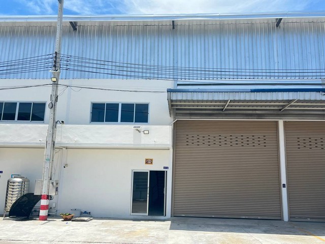 ให้เช่าโกดัง ใกล้อมตะเฟส 1-2-3-4 ผังม่วงลาย พื้นที่โกดัง 400 ตรม. พื้นรองรับน้ำหนักได้2ตัน