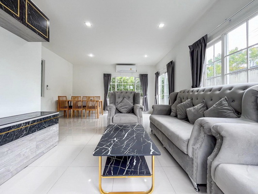 [ให้เช่า] FOR RENT GOLDEN NEO SATHORN / 3 bedrooms 3 bathrooms / 42 Sqw. 165 Sqm. **65,000** JUST 10 MIN FROM BTS WUTTAKAT