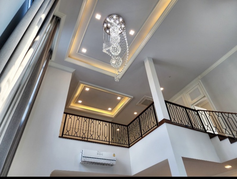 The Palazzo ศรีนครินทร์ ใกล้ สวนหลวง ร.9 ตกแต่งสวยบ้านพร้อมเข้าอยู่ค่ะ