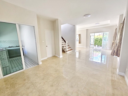[ให้เช่า] FOR RENT MANEERIN PARK RANGSIT / 3 bedrooms 2 bathrooms / 52 Sqw. 130 Sqm. **25,000** CLOSE TO BANGPOON EXPRESSWAY