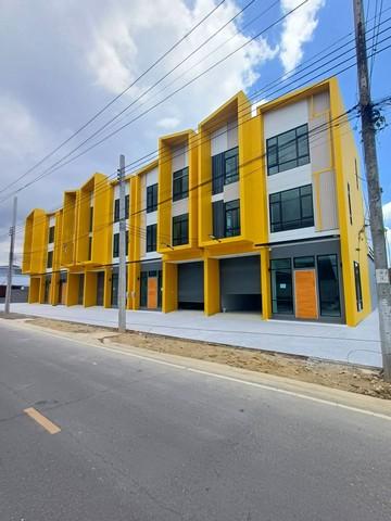 ให้เช่าโกดัง และออฟฟิศ 450 ตรม. หลังมุม ซอยกัตนา ย่านบางใหญ่ นนทบุรี ( สร้างใหม่ )