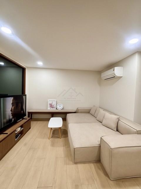 ให้เช่าทาวน์เฮ้าส์ 2 ชั้น 30 ตรว. หมู่บ้านอยู่เจริญ 29 ซ.รัชดา 18 สไตล์ Modern Chinese ใกล้ MRT ห้วยขวาง