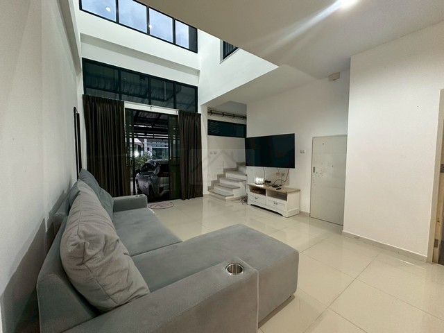 ให้เช่าทาวน์โฮม 3 ชั้น 3 ห้องนอน โครงการอีโค สเปซ บางนา-วงแหวน Eco Space Bangna-Wongwaen พร้อมเข้าอยู่