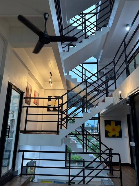 ให้เช่าบ้านเดี่ยว4ชั้น รีโนเวทใหม่ 7ห้องนอน ย่านสุขุมวิท62 บางจากพร้อมเฟอร์นิเจอร์ ใกล้ทางด่วนสุขุมวิท 62 BTS บางจาก