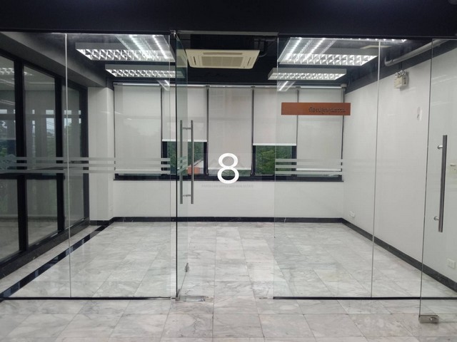 ให้เช่า/เซ้ง อาคาร 4 ชั้น เนื้อที่ 1 ไร่กว่า 1,659 ตรม. รามคำแหง 39 ทำเลทอง ใกล้เลียบด่วน เอกมัย ทองหล่อ เข้าออกได้หลายท