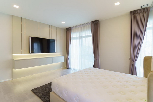 [ให้เช่า] FOR RENT MANTANA BANGNA – WONGWAEN / 4 bedrooms 4 bathrooms / 75 Sqw. 185 Sqm. **100,000** CLOSE TO RAMKHAMHAENG 2 UNIVERSITY