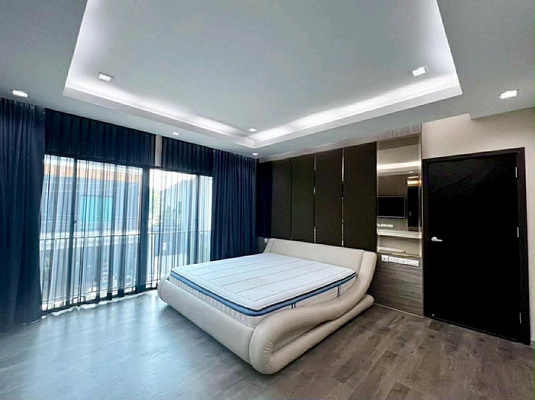 [ให้เช่า] FOR RENT CHEWAROM RANGSIT – DONMUANG / 4 bedrooms 4 bathrooms / 55 Sqw. 240 Sqm. **75,000** CLOSE TO FUTURE PARK RANGSIT