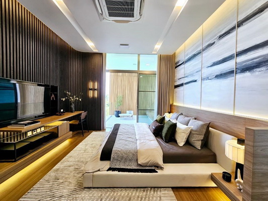 [ให้เช่า] FOR RENT VIVE RAMA 9 / 3 bedrooms 4 bathrooms / 75 Sqw. 325 Sqm. **245,000** LUXURIOUS HOUSE. CLOSE TO WELLINGTON COLLEGE BANGKOK