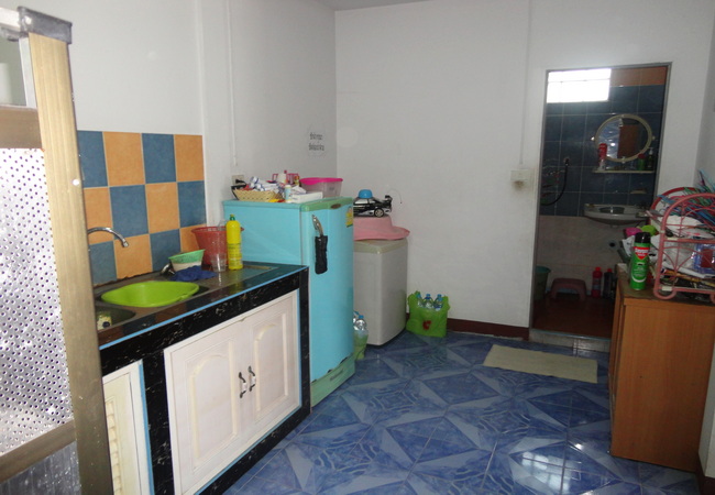 ขายบ้านเดี่ยว หมู่บ้านเปี่ยมเจริญ ขจรวิทย์ เนื้อที่ 39.5 ตร.ว. 5 นอน 4 น้ำ สภาพดี