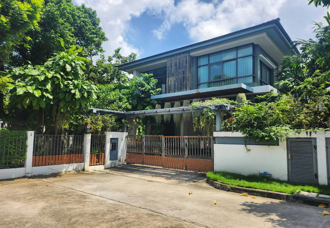 ขายบ้านเดี่ยว หมู่บ้านเศรษฐสิริ ศรีนครินทร์-พระราม 9 เนื้อที่ 79 ตร.ว. 2 ชั้น 4 นอน 4 น้ำ
