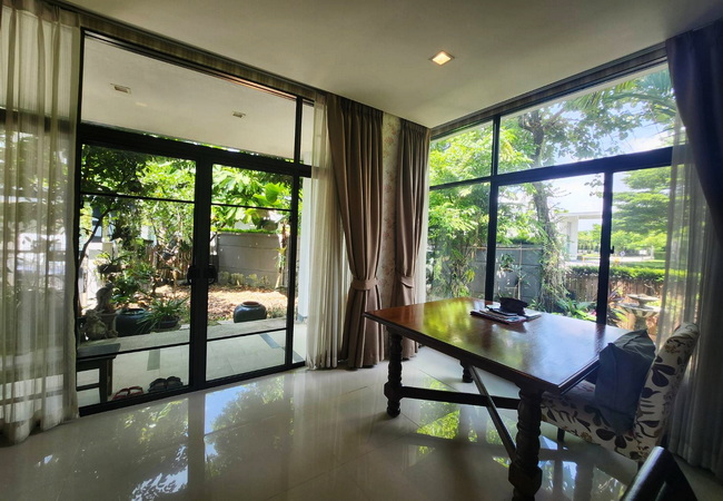 ขายบ้านเดี่ยว หมู่บ้านเศรษฐสิริ ศรีนครินทร์-พระราม 9 เนื้อที่ 79 ตร.ว. 2 ชั้น 4 นอน 4 น้ำ