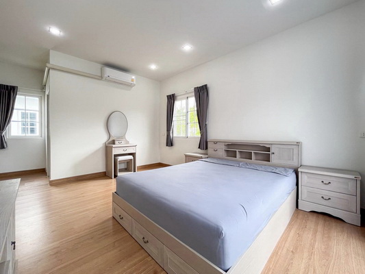 [ให้เช่า] FOR RENT GOLDEN NEO SATHORN / 3 bedrooms 3 bathrooms / 42 Sqw. 165 Sqm. **65,000** JUST 10 MIN FROM BTS WUTTAKAT