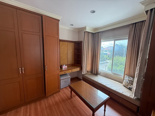 [ให้เช่า] FOR RENT KRISADA LAGOON PINKLAO – RAMA 5 / 3 bedrooms 2 bathrooms / 65 Sqw. 180 Sqm. **32,000** CLOSE TO CENTRAL PLAZA WESTGATE