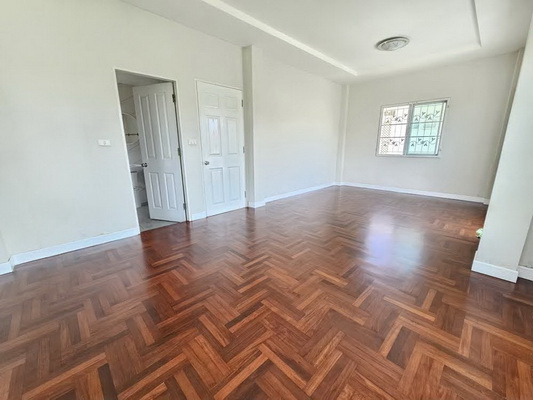 [ให้เช่า] FOR RENT MANEERIN PARK RANGSIT / 3 bedrooms 2 bathrooms / 52 Sqw. 130 Sqm. **25,000** CLOSE TO BANGPOON EXPRESSWAY