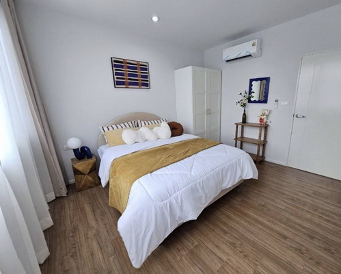 [ให้เช่า] FOR RENT BAAN KLANG MUANG RAMA 9 – KRUNGTHEPKREETHA / 3 bedrooms 3 bathrooms / 19 Sqw. 150 Sqm. **48,000** CLOSE TO BRIGHTON COLLEGE BANGKOK