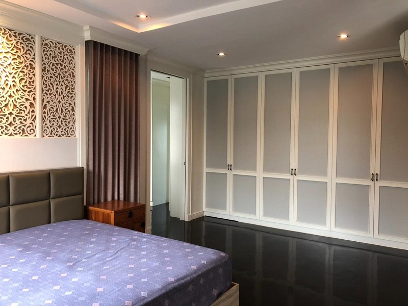 ขายบ้านเดี่ยวหลังริม 3ชั้น นราสิริ ไฮด์อเวย์ NARASIRI HIDEAWAY ซอยโยธินพัฒนา3 ถนนนวมินทร์111 กทม.