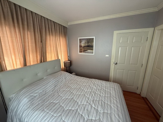 [ให้เช่า] FOR RENT KRISADA LAGOON PINKLAO – RAMA 5 / 3 bedrooms 2 bathrooms / 65 Sqw. 180 Sqm. **32,000** CLOSE TO CENTRAL PLAZA WESTGATE