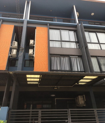 [ให้เช่า] FOR RENT HAUS 35 CHAENGWATTANA / 3 bedrooms 4 bathrooms / 23 Sqw. 200 Sqm. **25,000** CLOSE TO MUANGTHONG THANI