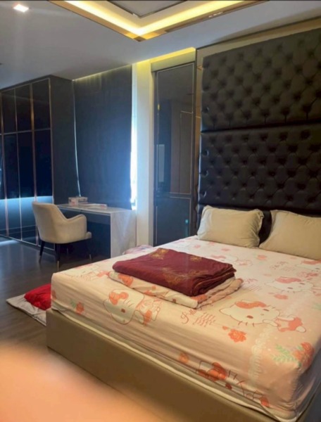 ให้เช่าบ้านเดี่ยว 2 ชั้น 3 ห้องนอน (ห้องนำ้ในตัวทุกห้อง) 1 ห้องทำงาน พร้อมสระว่ายน้ำในโครงการ บางกอกบูเลอวาร์ดพระราม9-2 (ด่านทับช้าง) ใกล้โรงเรียน นานาชาติไบรท์ตัน เขต สะพานสูง เฟอร์นิเจอร์พร้อม
