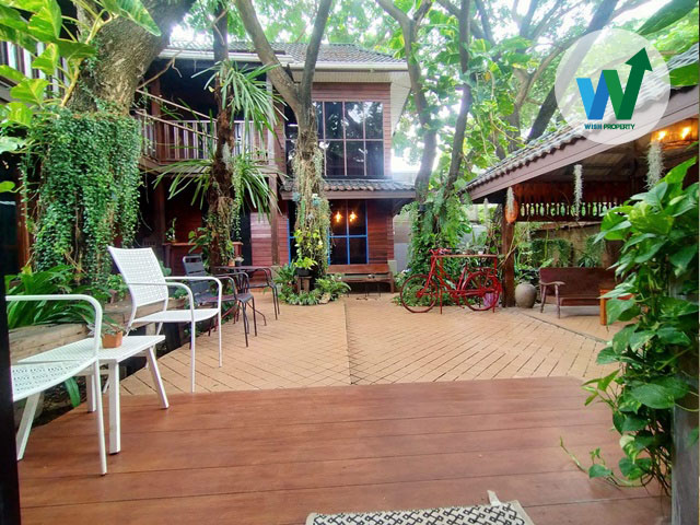 ที่ดินพร้อมสิ่งปลูกสร้าง บ้านเดี่ยว เมืองลำปาง พร้อมกิจการร้านกาแฟ ย่านสุขสวัสดิ์ จากถนนซุปเปอร์ไม่ถึง 1 นาที ด่วนมาก!!