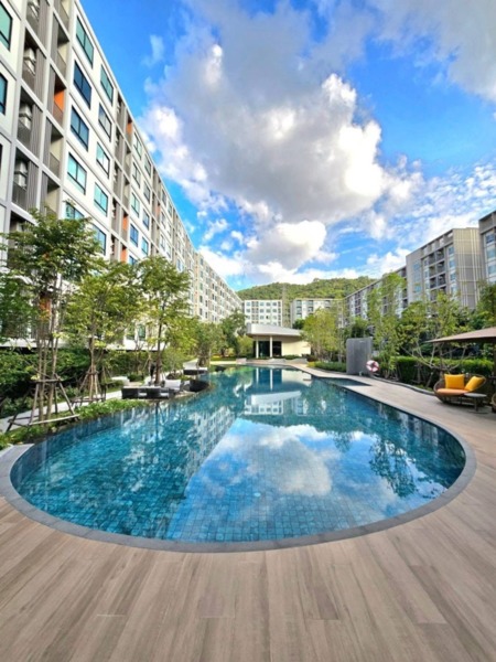 คอนโดใหม่! ติด ม.เกษตรศาสตร์ ศรีราชา ดีคอนโด เวล ศรีราชา โทร 093-1681685 ลากกระเป๋าใบเดียวเข้าอยู่ได้เลย
